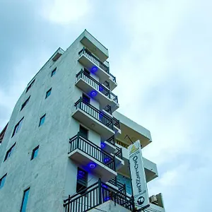 Opulence ホテル